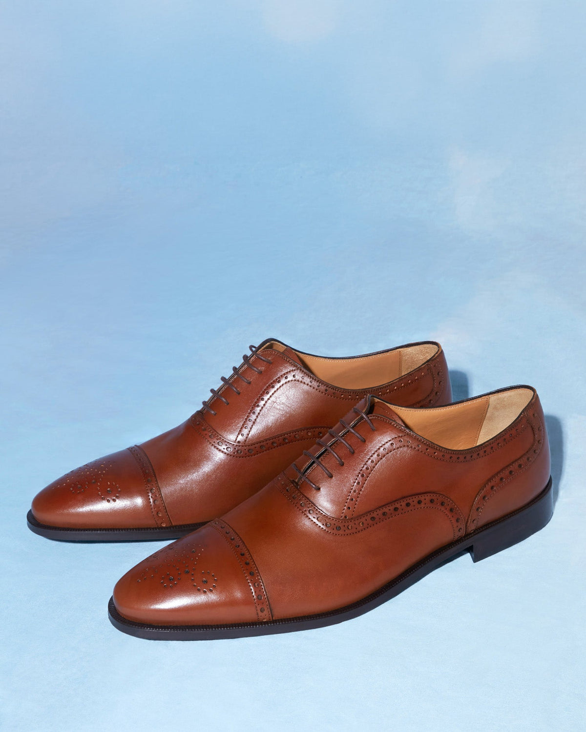 Zapatos estilo oxford en piel color cuero