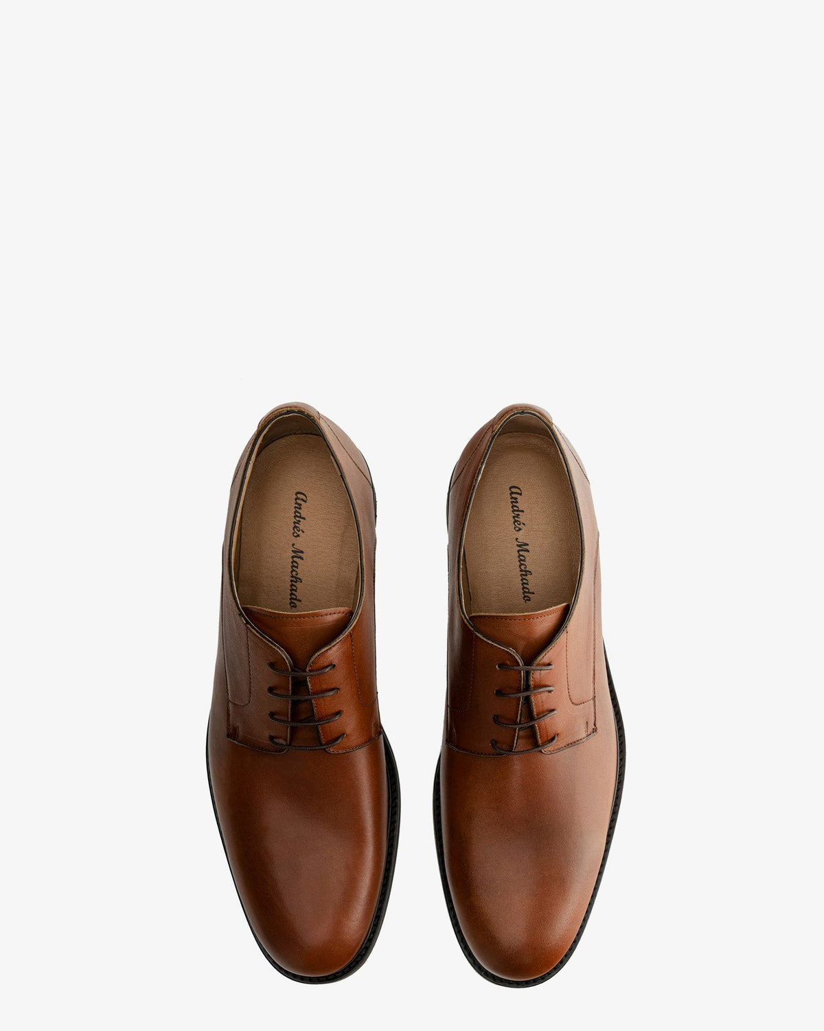 Zapatos estilo oxford en cuero de color caoba