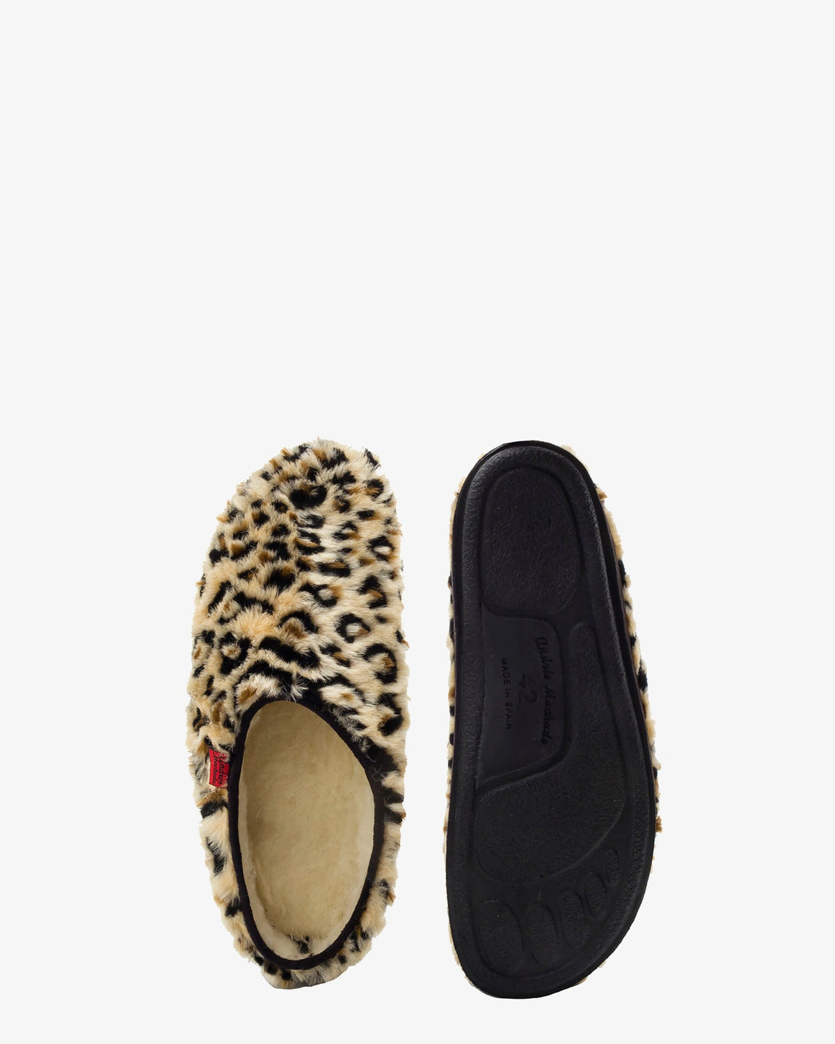 Long-haired leopard-print slippers