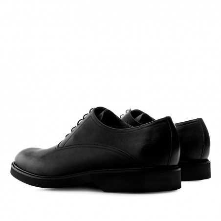 Dress Shoes for Men in Black leather