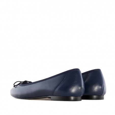 Ballet Flats in Navy Leather