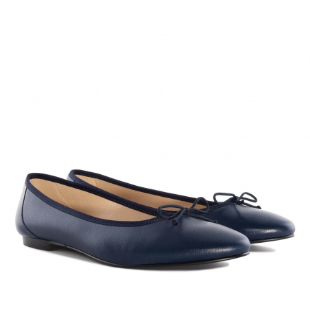 Ballet Flats in Navy Leather