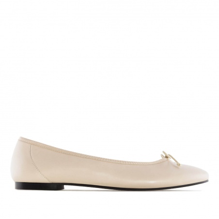 Ballet Flats in Beige Leather