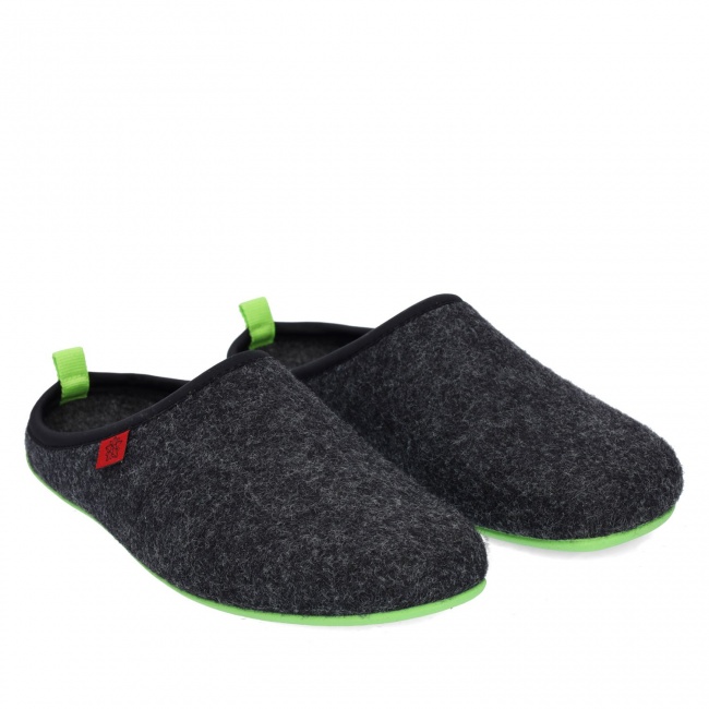 Women & Men UK Sizes 0.5 to 14. with Non-Slip Rubber Outsole Andres Machado Unisex Slippers with Closed Heel Felt Upper AM002 Summer and Winter Closed Toe 