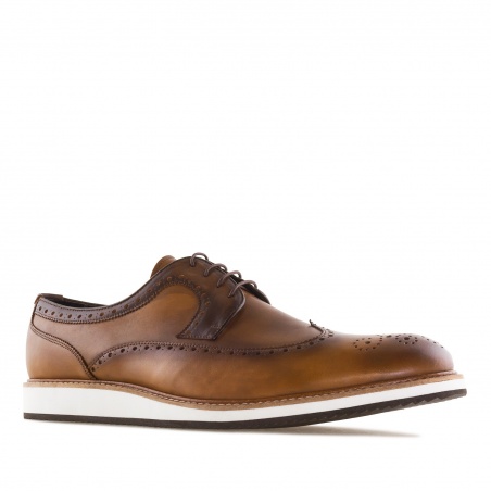 Oxford Shoes in Tan Leather