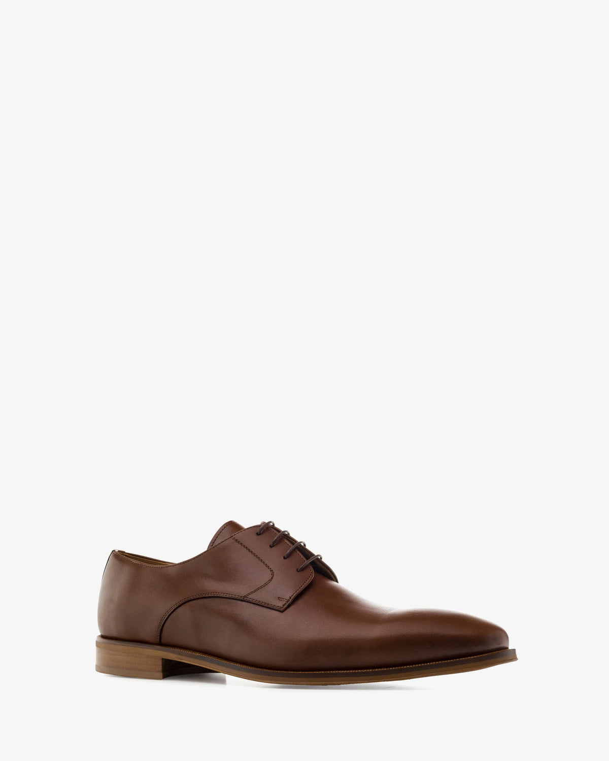 Zapato en cuero marron