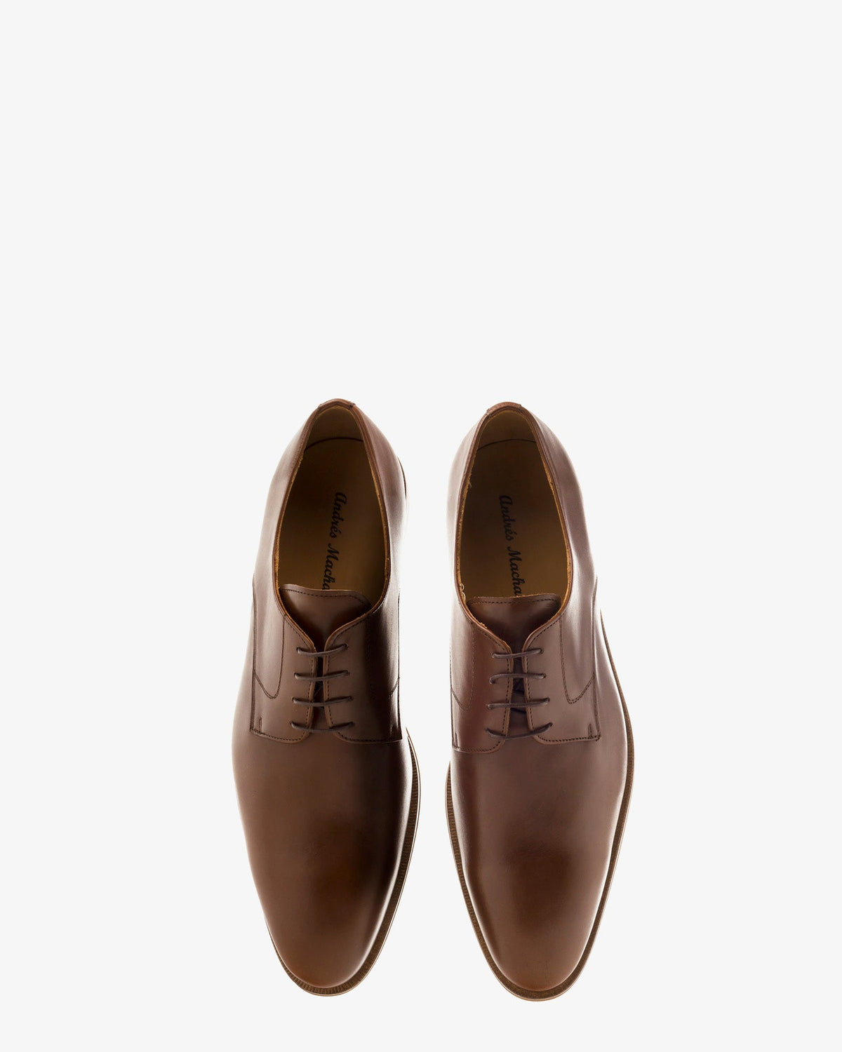 Zapato en cuero marron