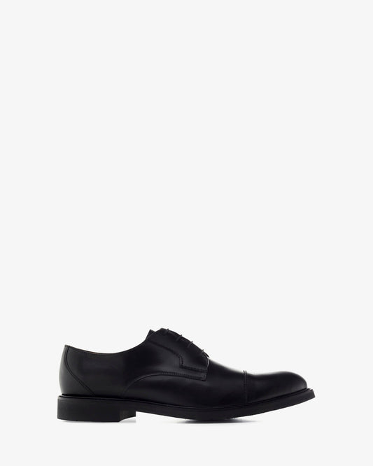 Zapato de piel color negro