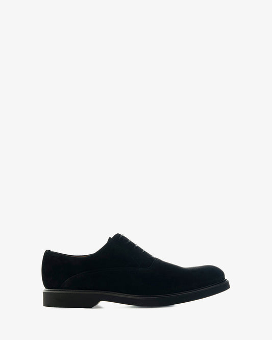 Zapatos de vestir en serraje de color negro