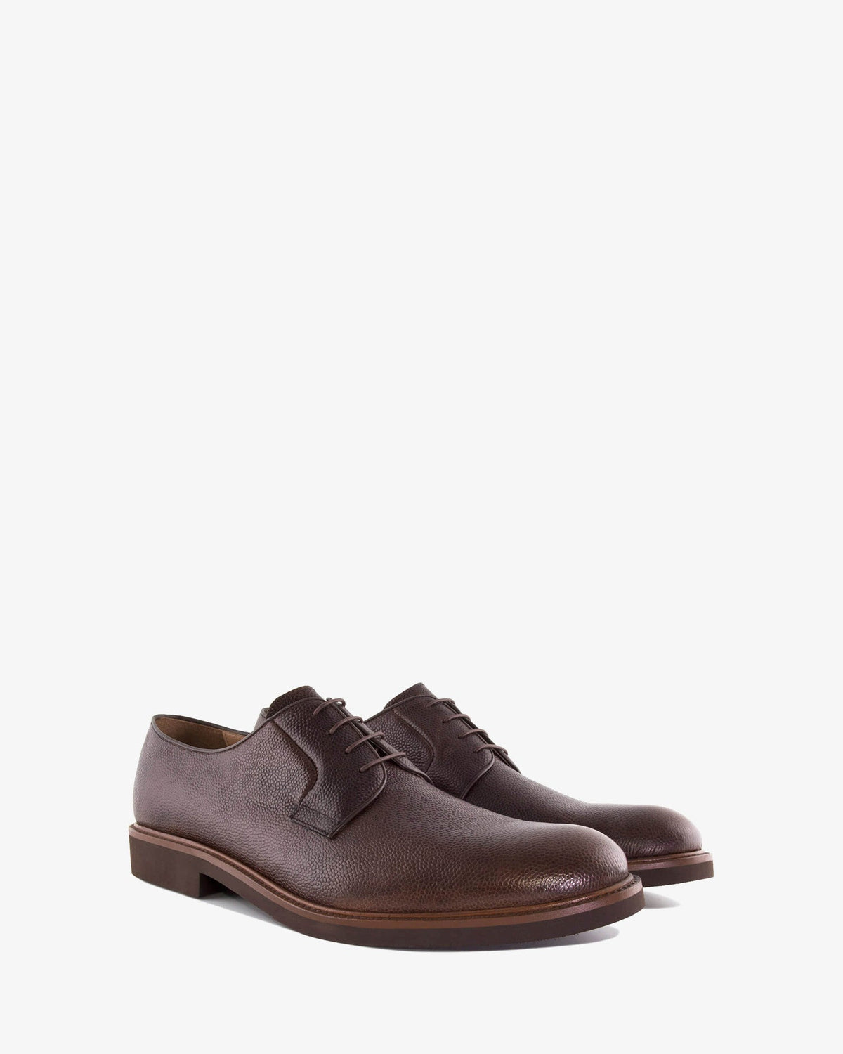Zapato de piel color marron