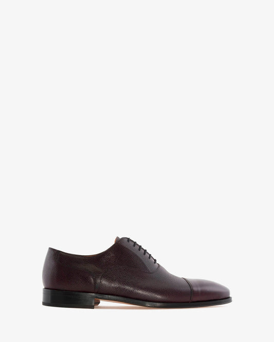 Zapatos estilo oxford en piel burdeos