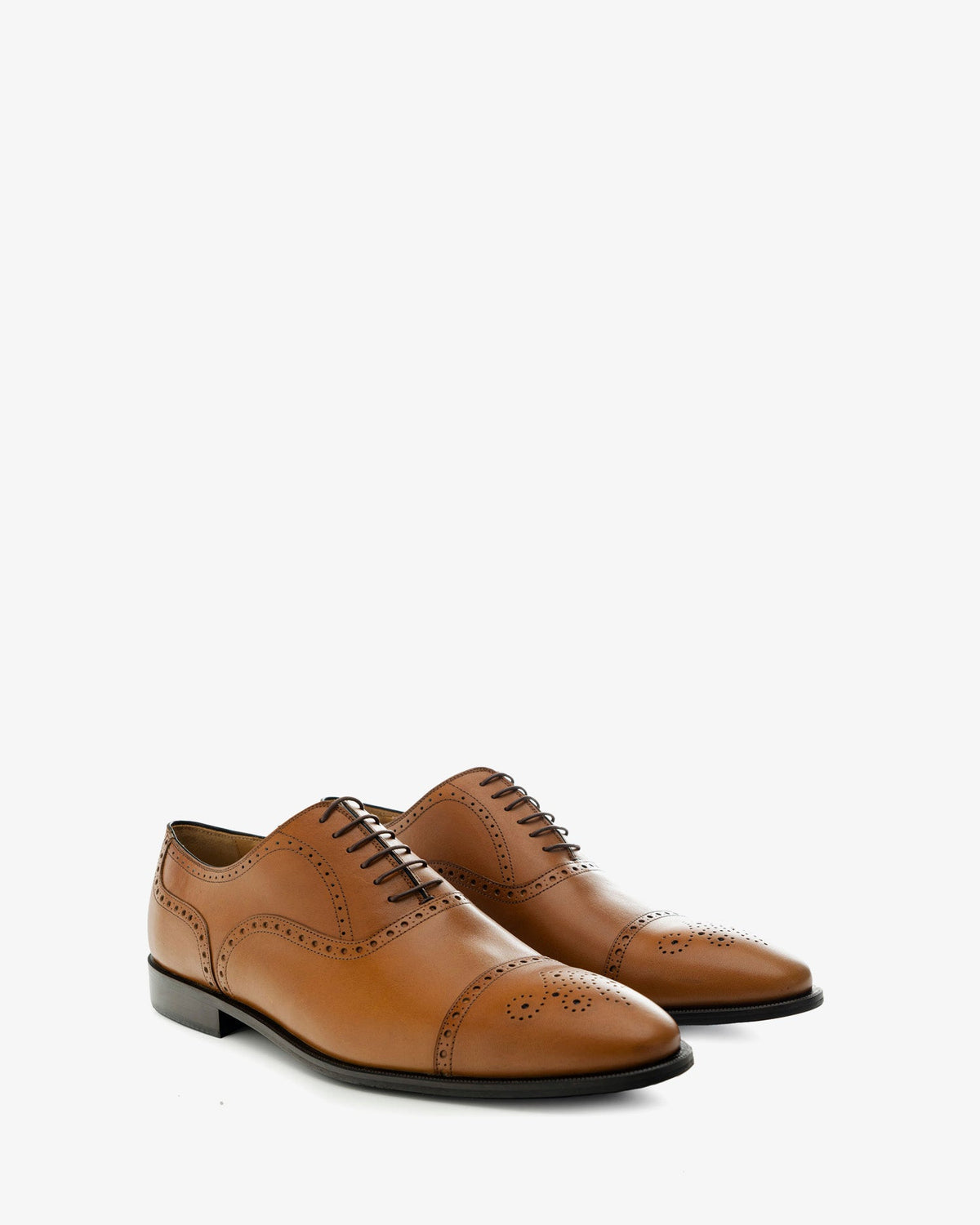 Zapatos estilo oxford en piel color cuero