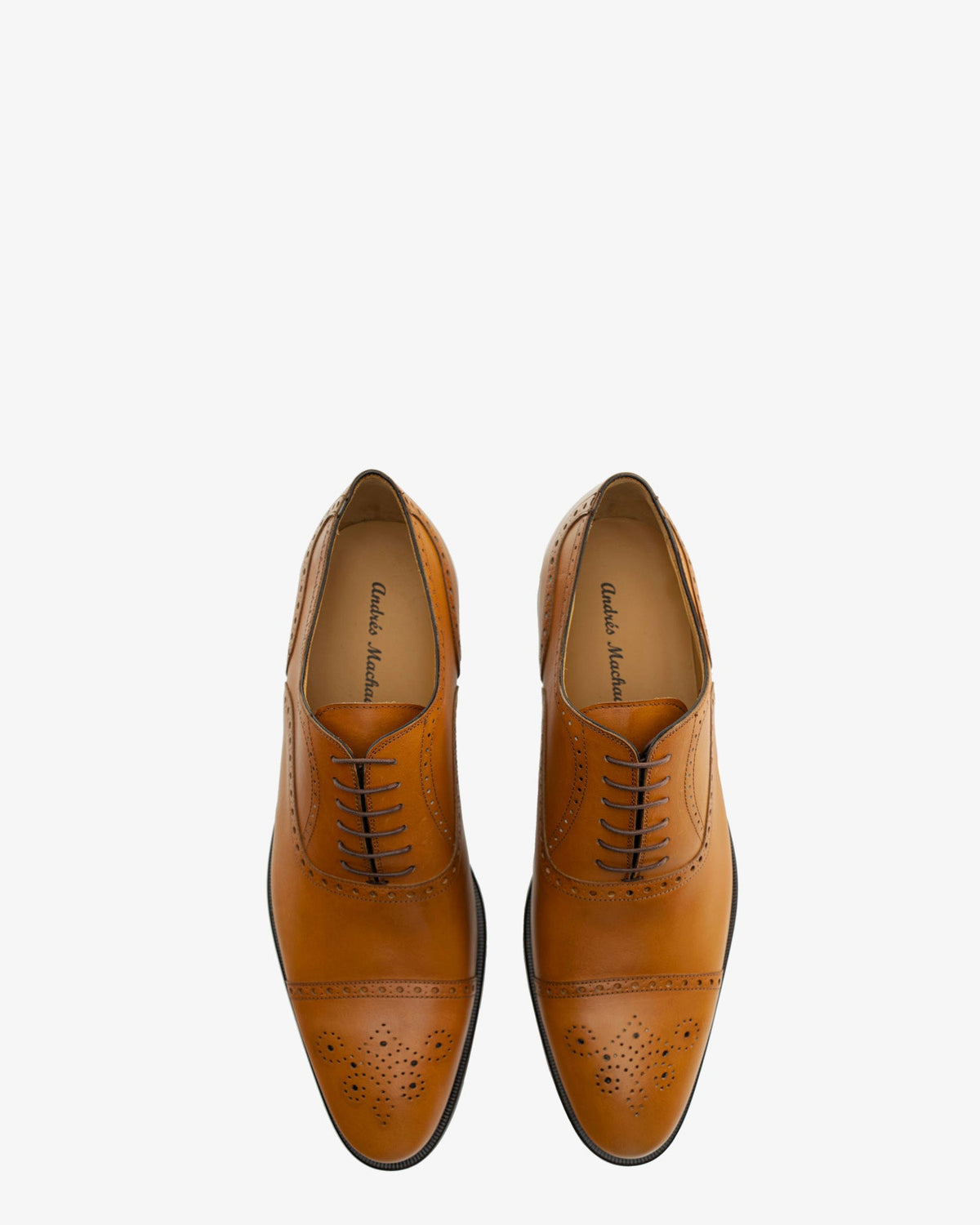 Zapatos estilo oxford en piel color cuero