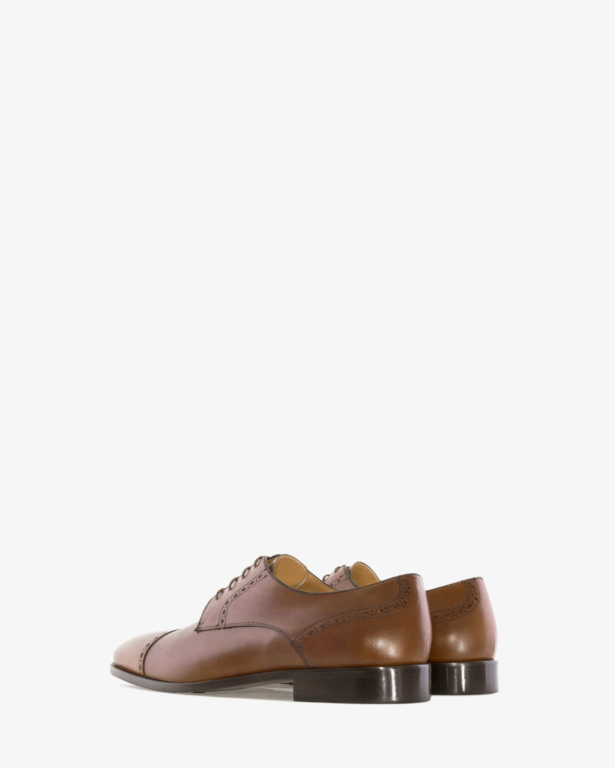 Zapatos en piel color caoba
