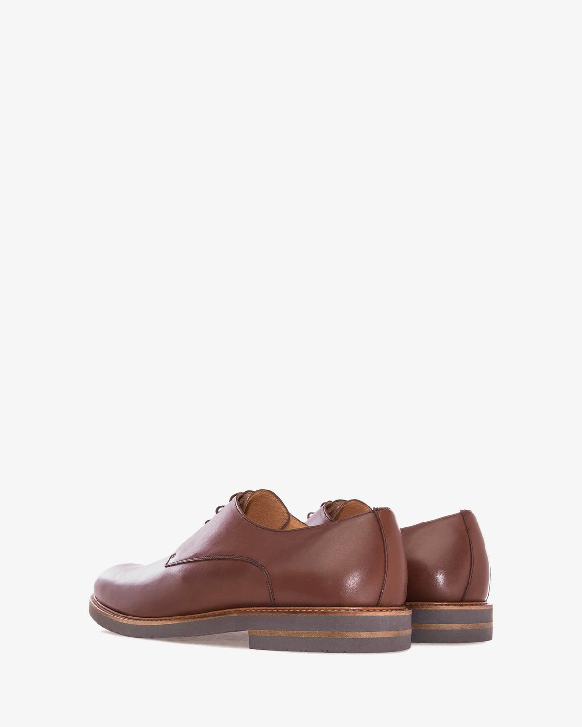 Zapato en cuero marron