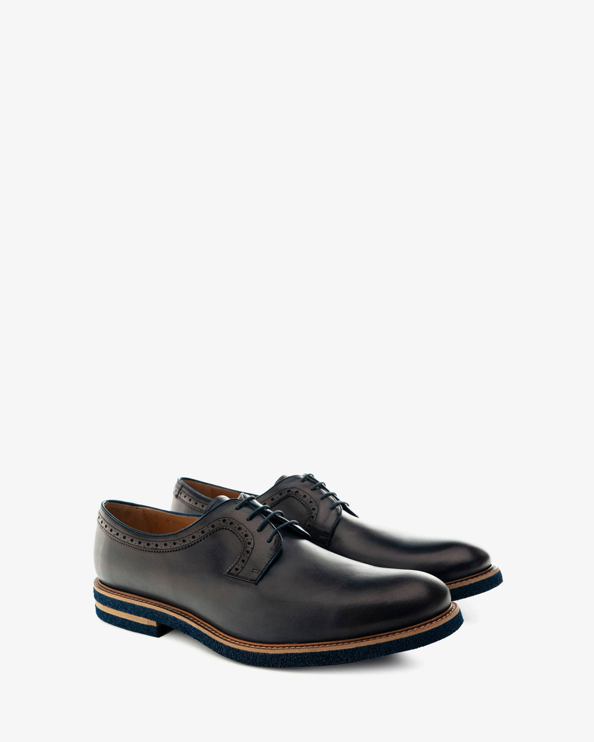 Oxford-style shoe in navy blue leather