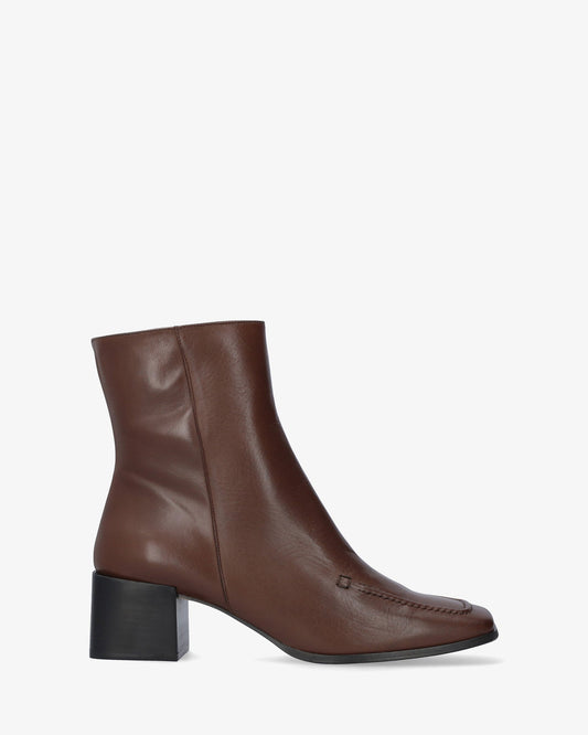 Brown leather boot