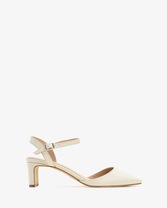 Slingback pump in ice-colored leather