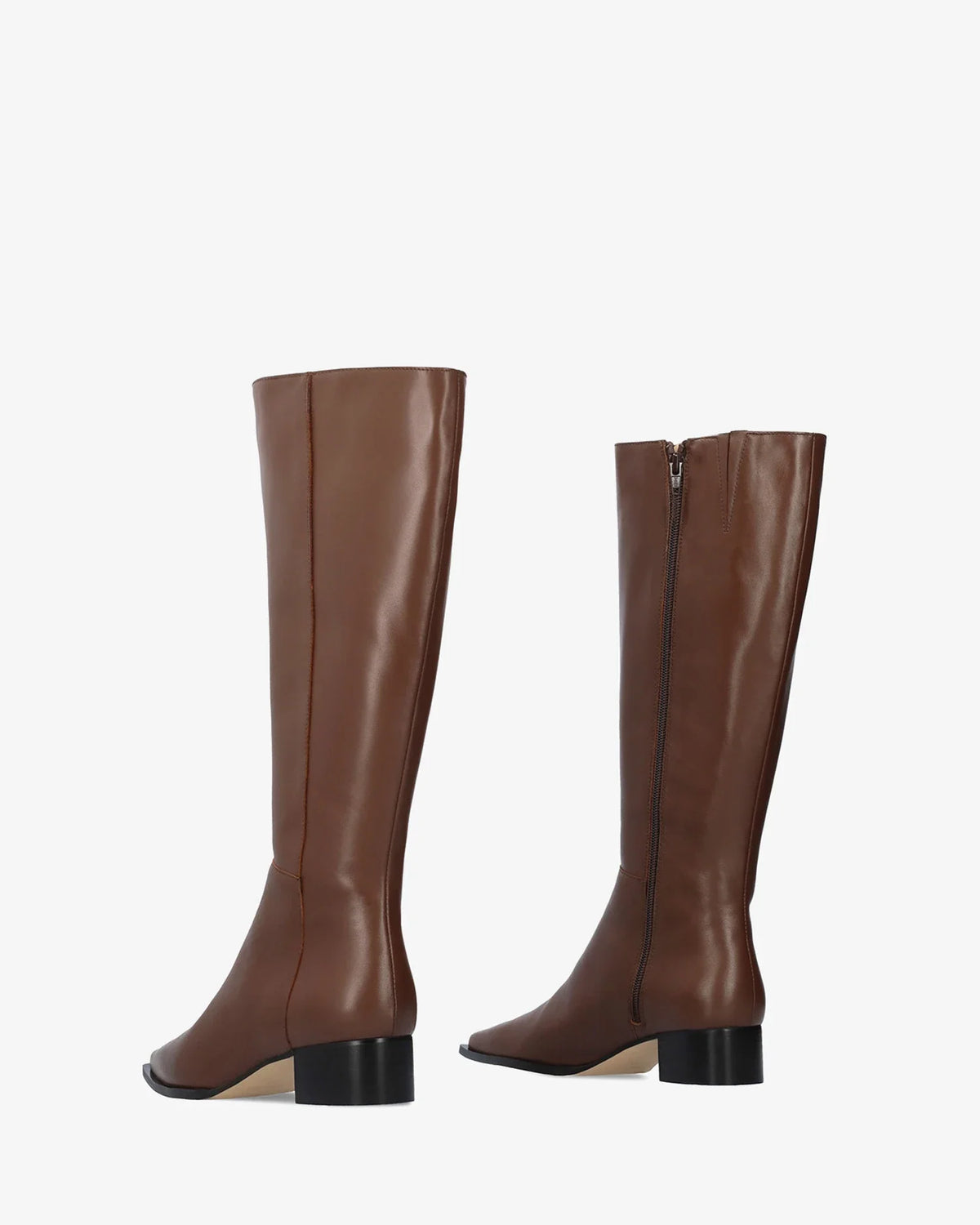 Bota alta de piel marrón