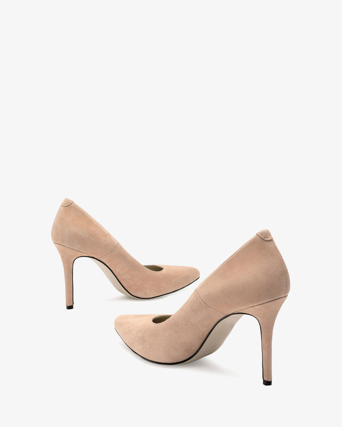 Pink suede heeled shoe