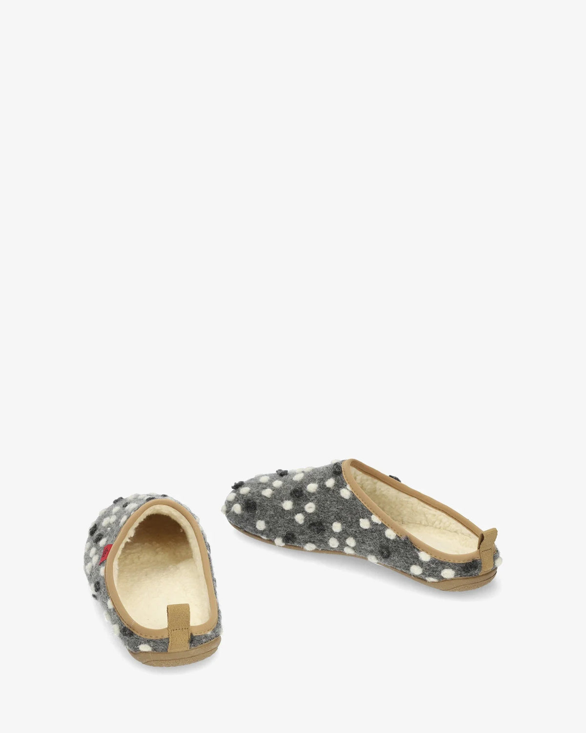 Zapatillas en lana antracita con puntos