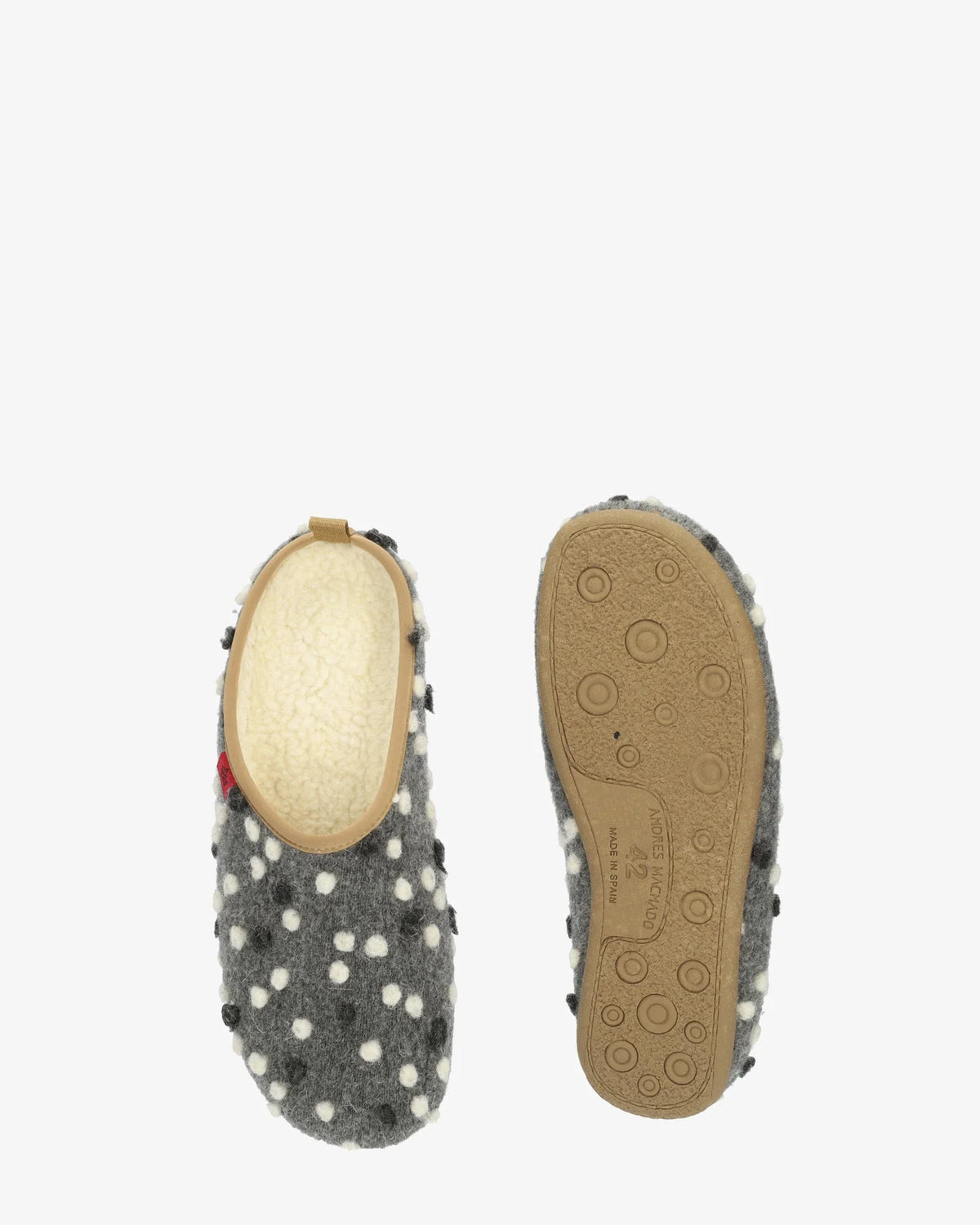 Zapatillas en lana antracita con puntos