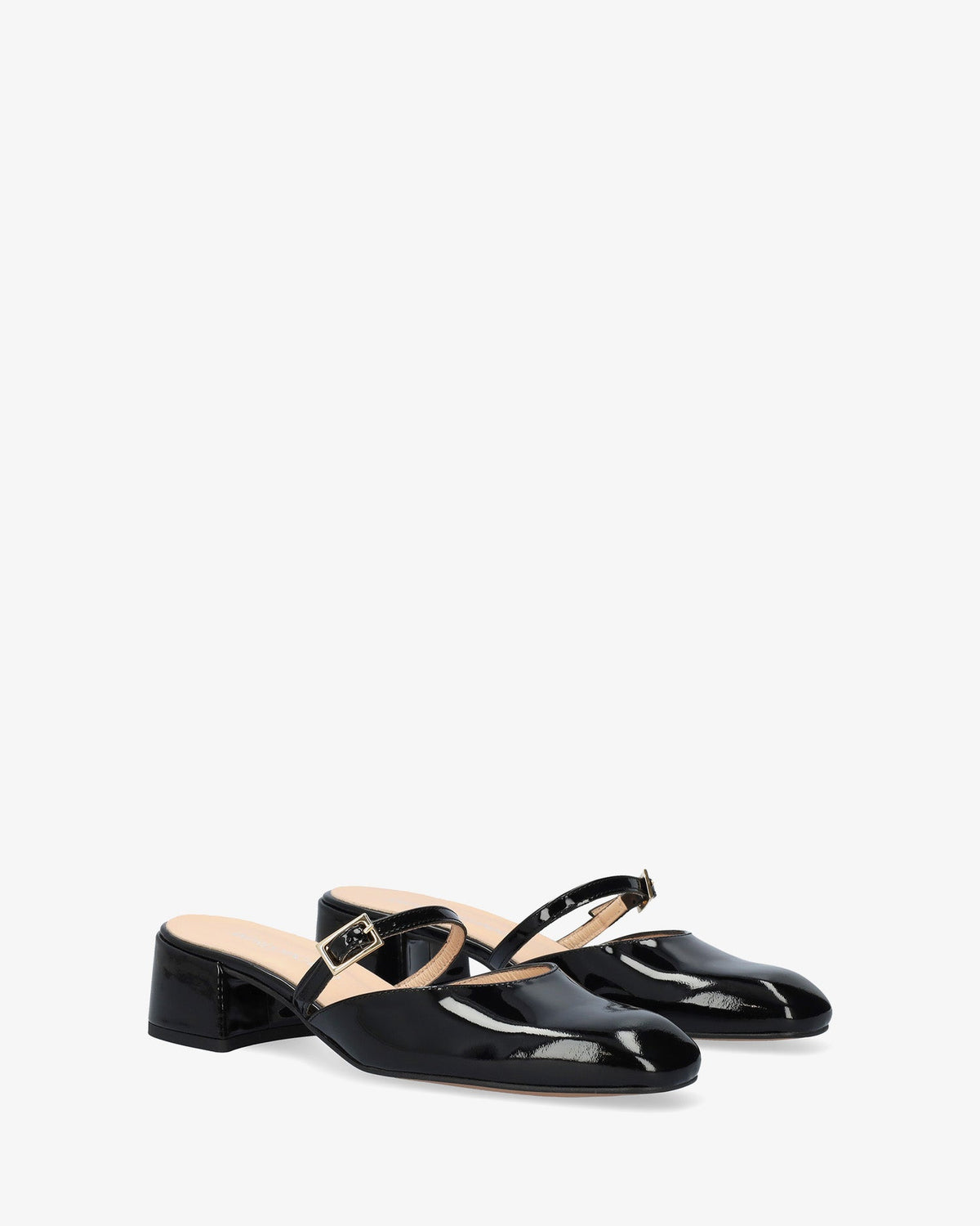 Black patent leather heeled mule