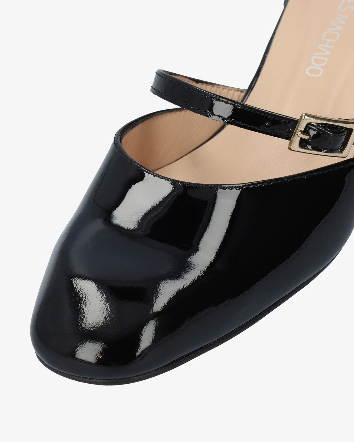 Black patent leather heeled mule