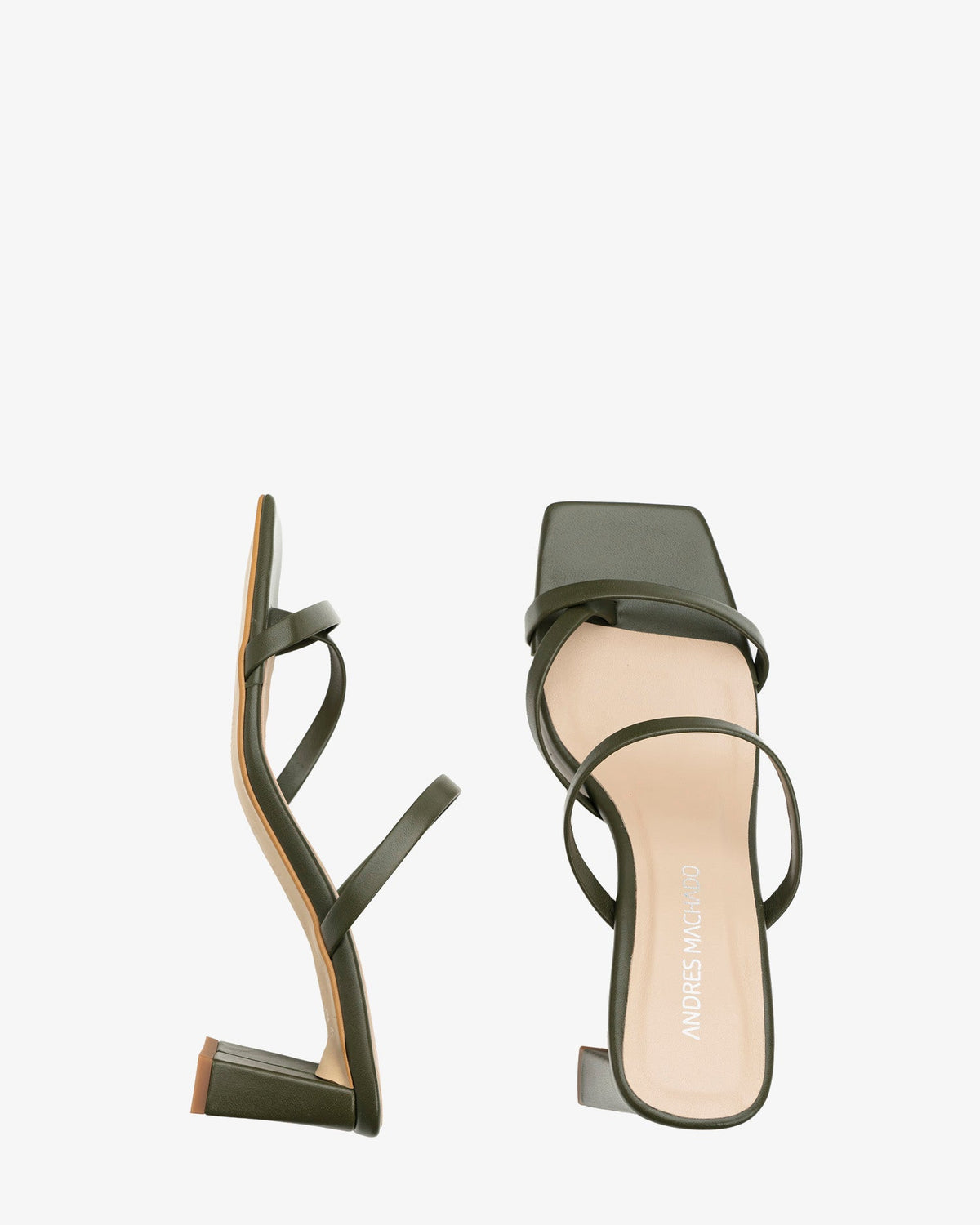 Mule de tacón en piel de color kaki punta cuadrada