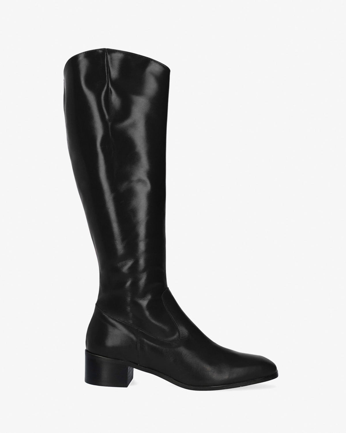 Bota alta tacón en piel negro