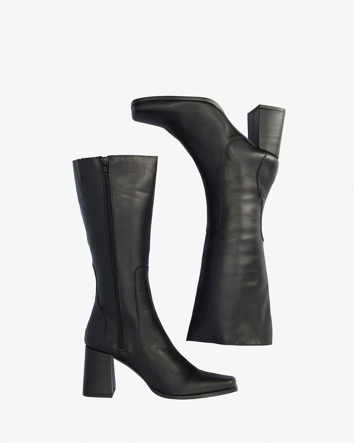 High boots in black leather