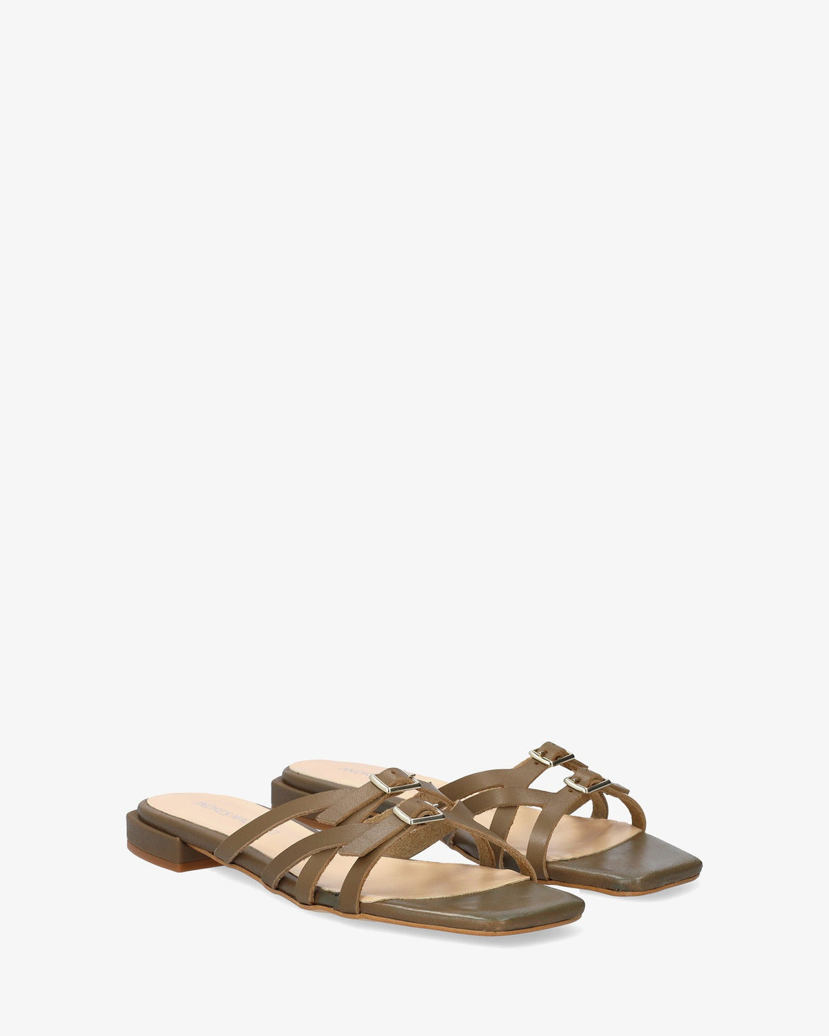 Sandalia plana en piel kaki