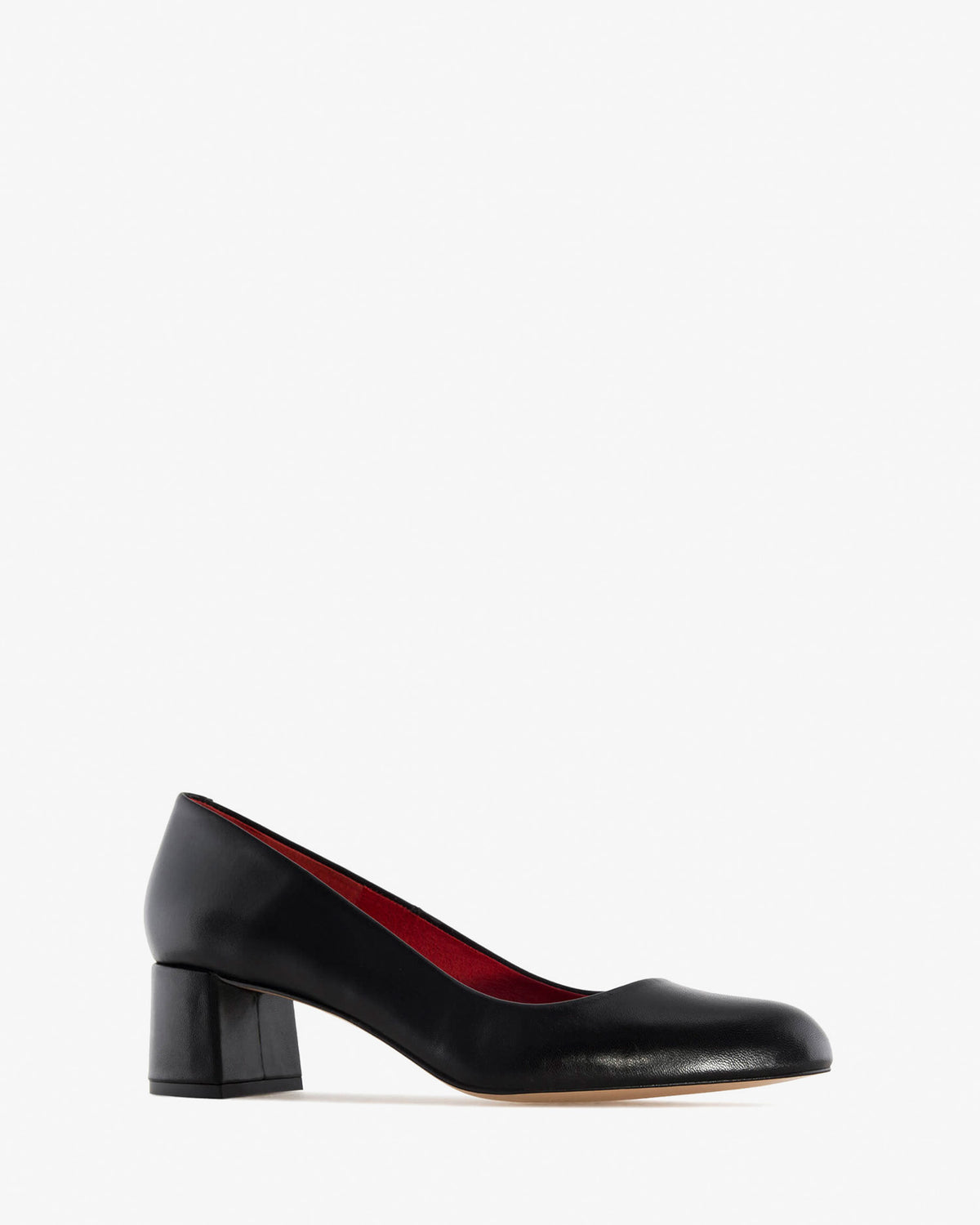 Salón piel negro