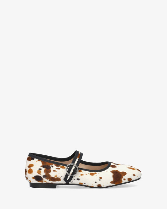 Bailarina plana en piel estampado cowhide
