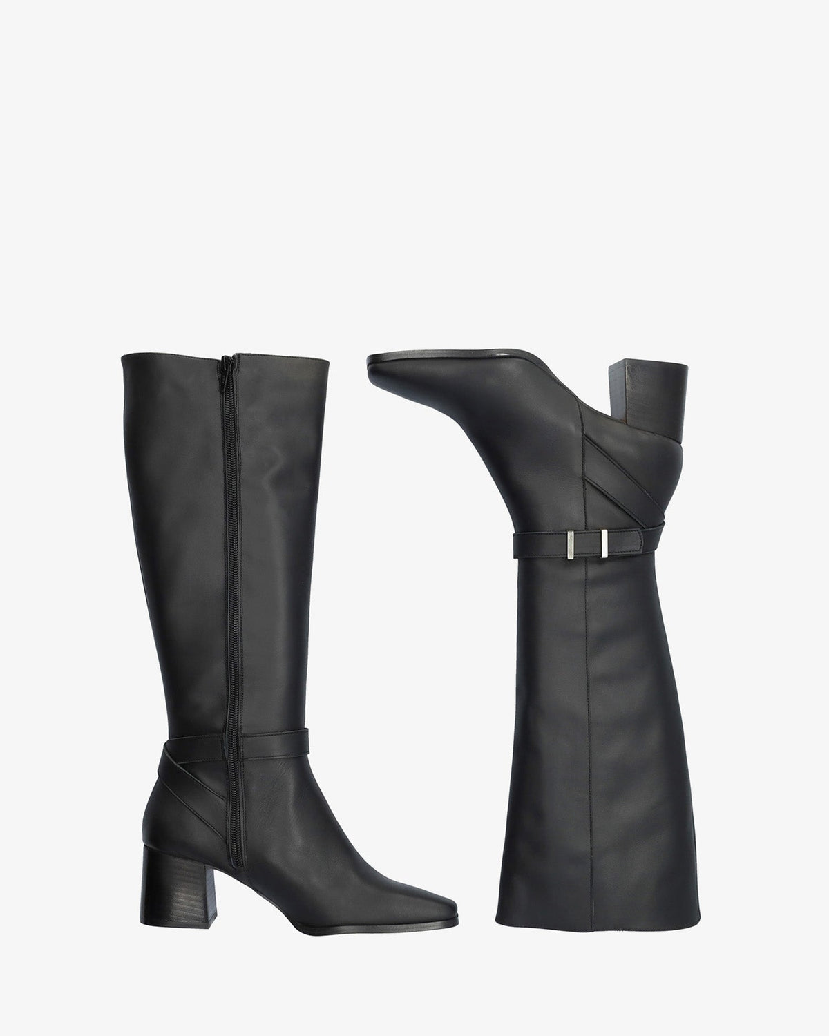 High boot in black leather