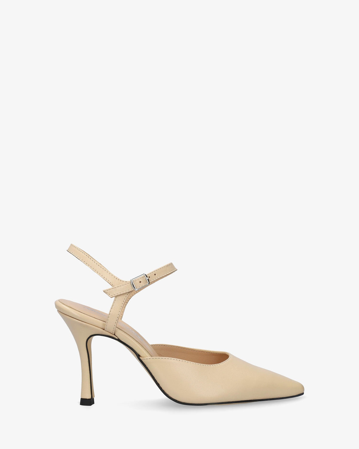 Ivory leather slingback pump