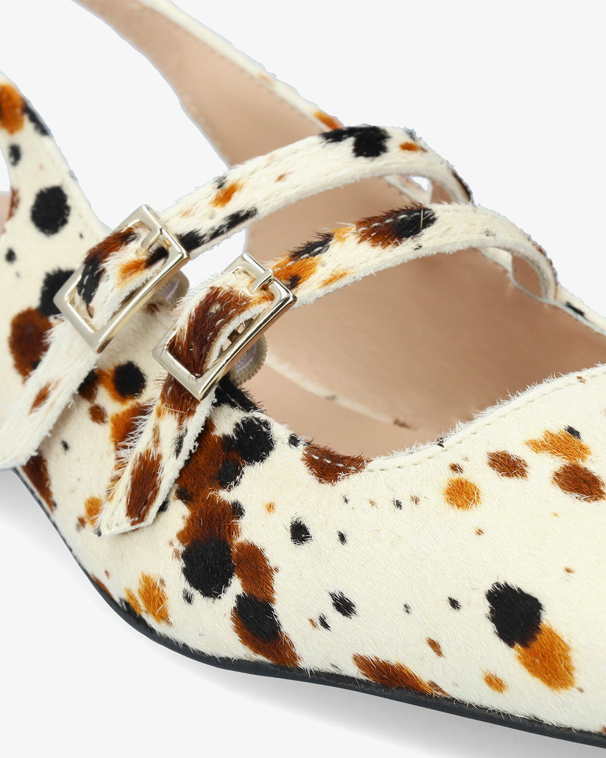 Bailarina con tacón en piel cowhide