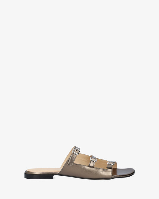 Sandalia plana en piel bronce