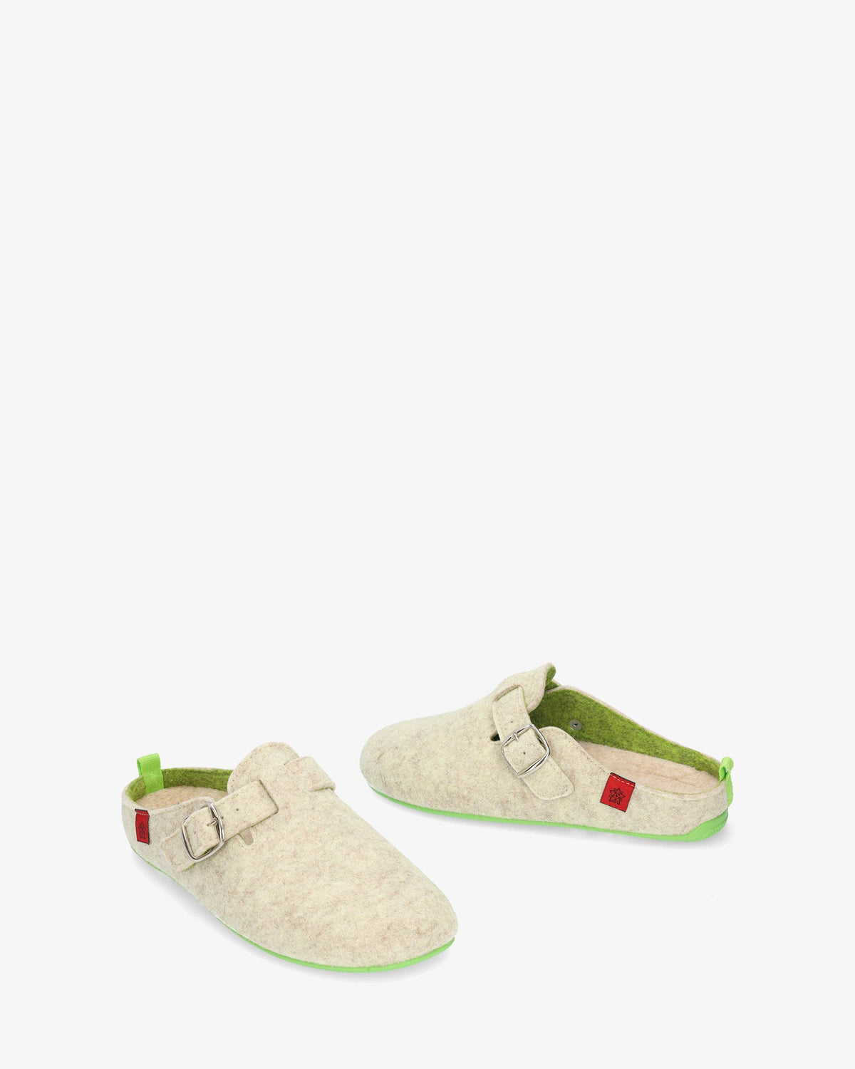 Unisex buckle slippers with white felt fabric