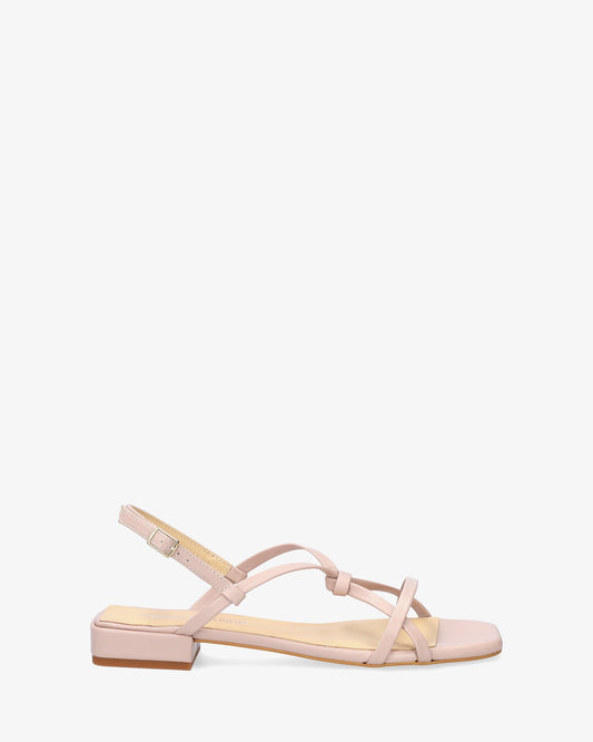 Flat sandal in pale pink  leather