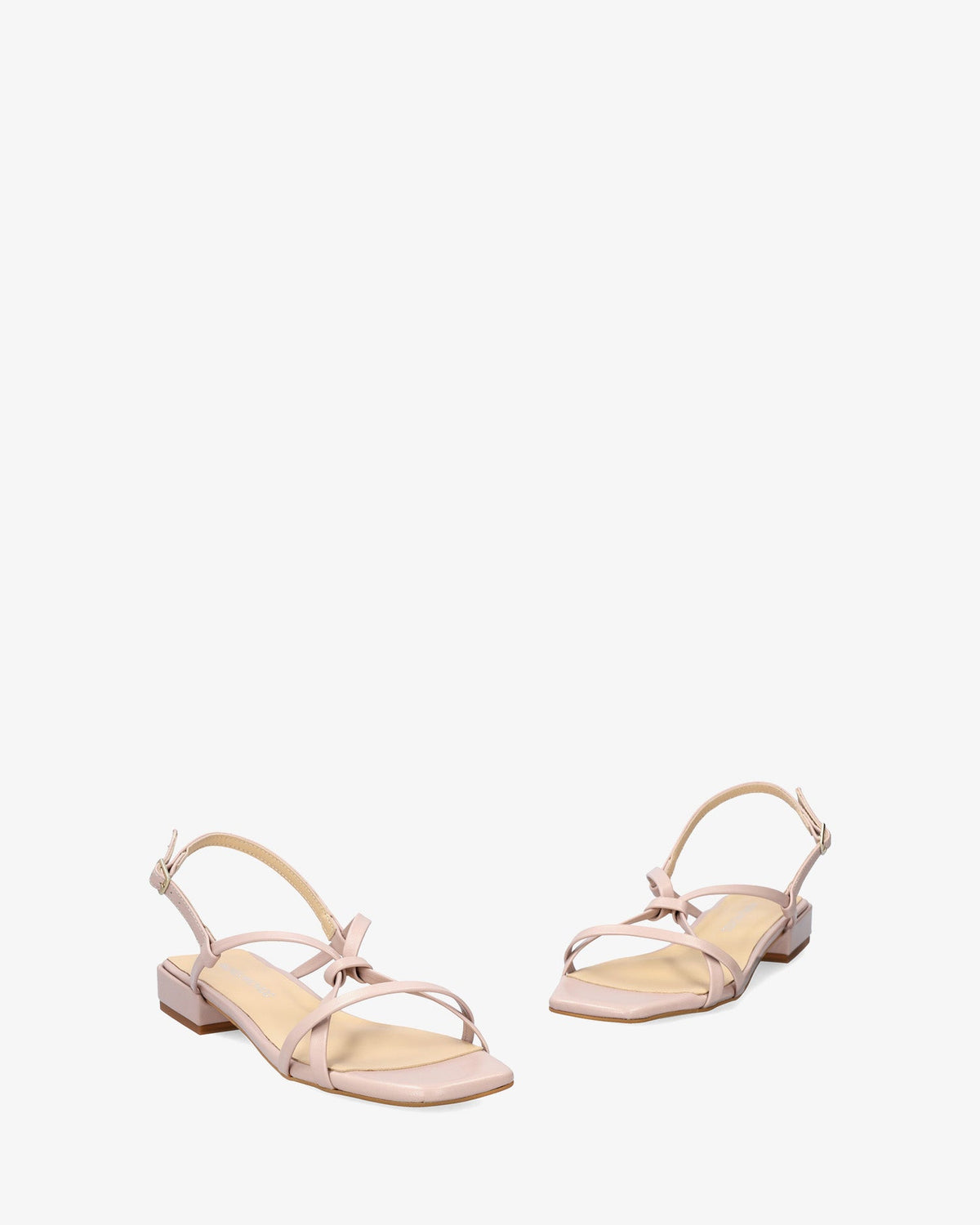 Flat sandal in pale pink  leather