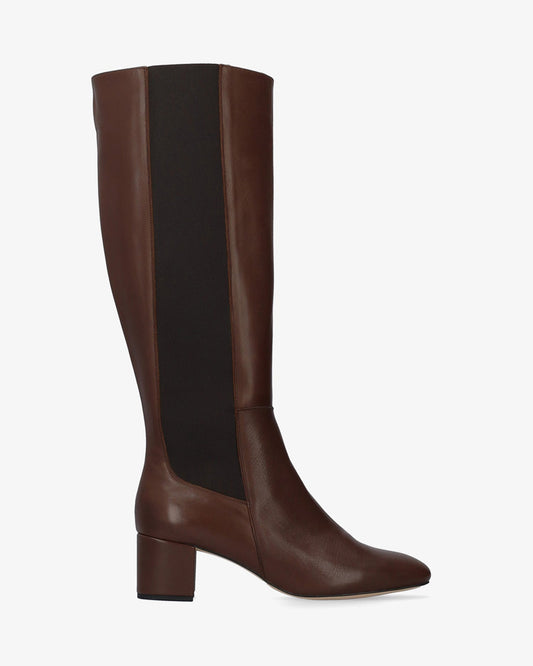 High boot in brown leather